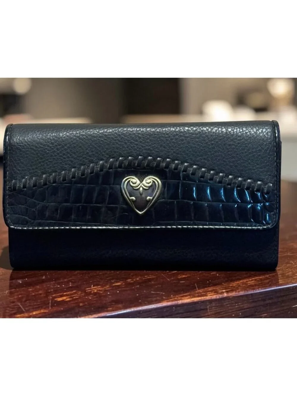 Black Faux Leather Wallet With Heart Accent & Multiple Compartments